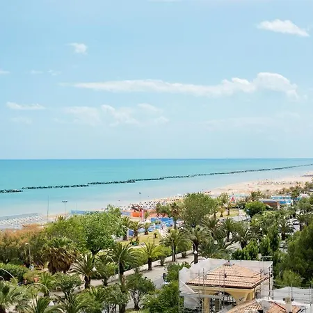 Le Soleil Hotel