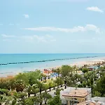 Le Soleil Hotel